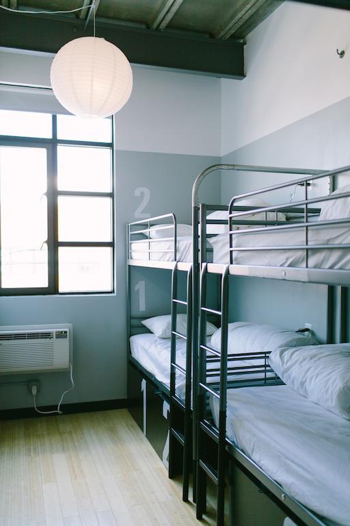 Bed 4-Bed Female Dormitory Room Private Bathroom